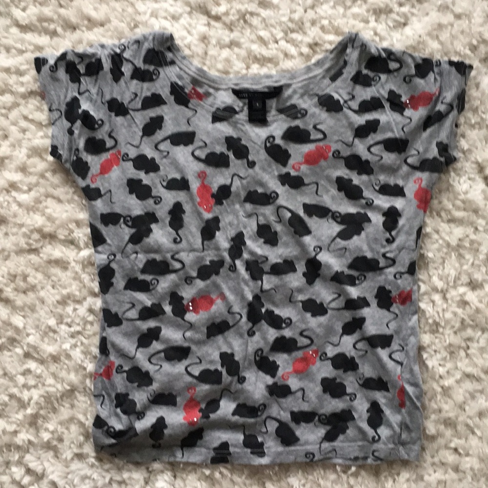 Adorable rat t-shirt 🐀